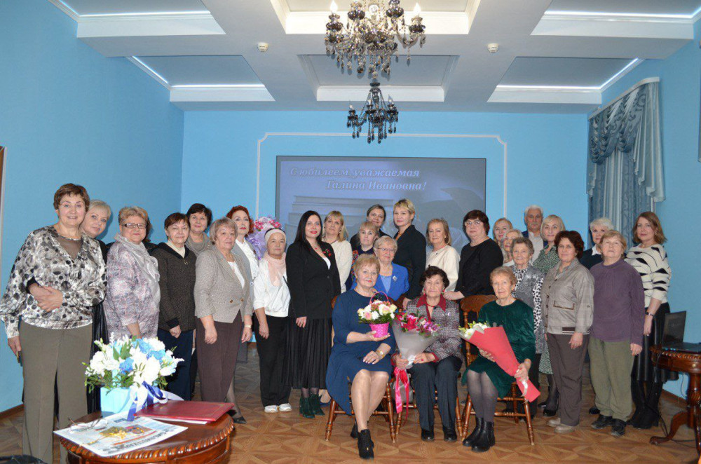 90 лет мудрости и преданности книге - фото - 1