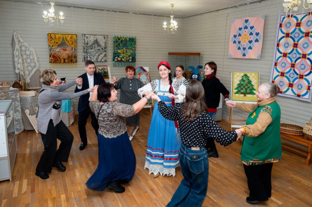 открытие выставки творческих работ мастеров Демидовского округа - фото - 2