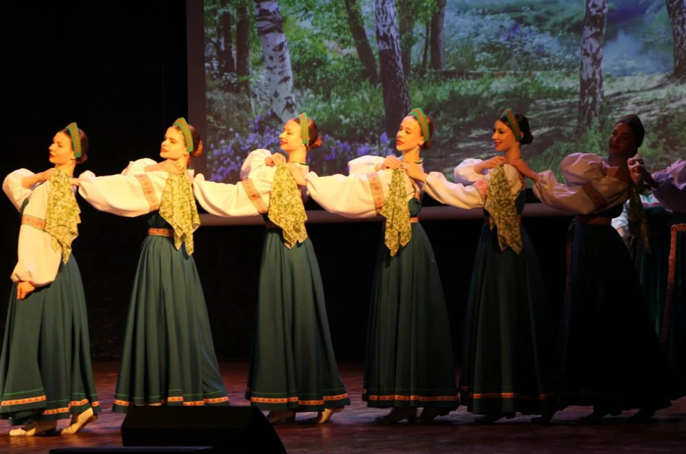 аплодисменты, яркие эмоции и энергетика танцоров - фото - 2