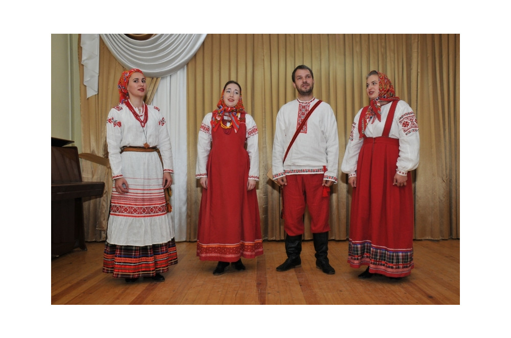 «в дивном наряде крестьянской одежды,  где весь узор о мечте и надежде…» - фото - 5