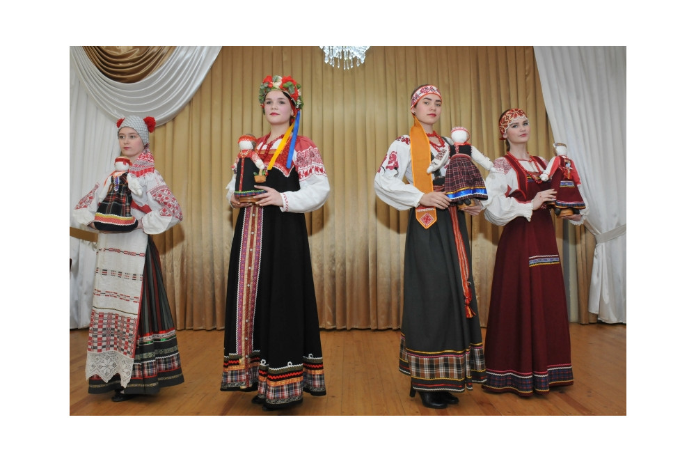 творческая лаборатория по традиционной вышивке  и смоленской текстильной кукле - фото - 4